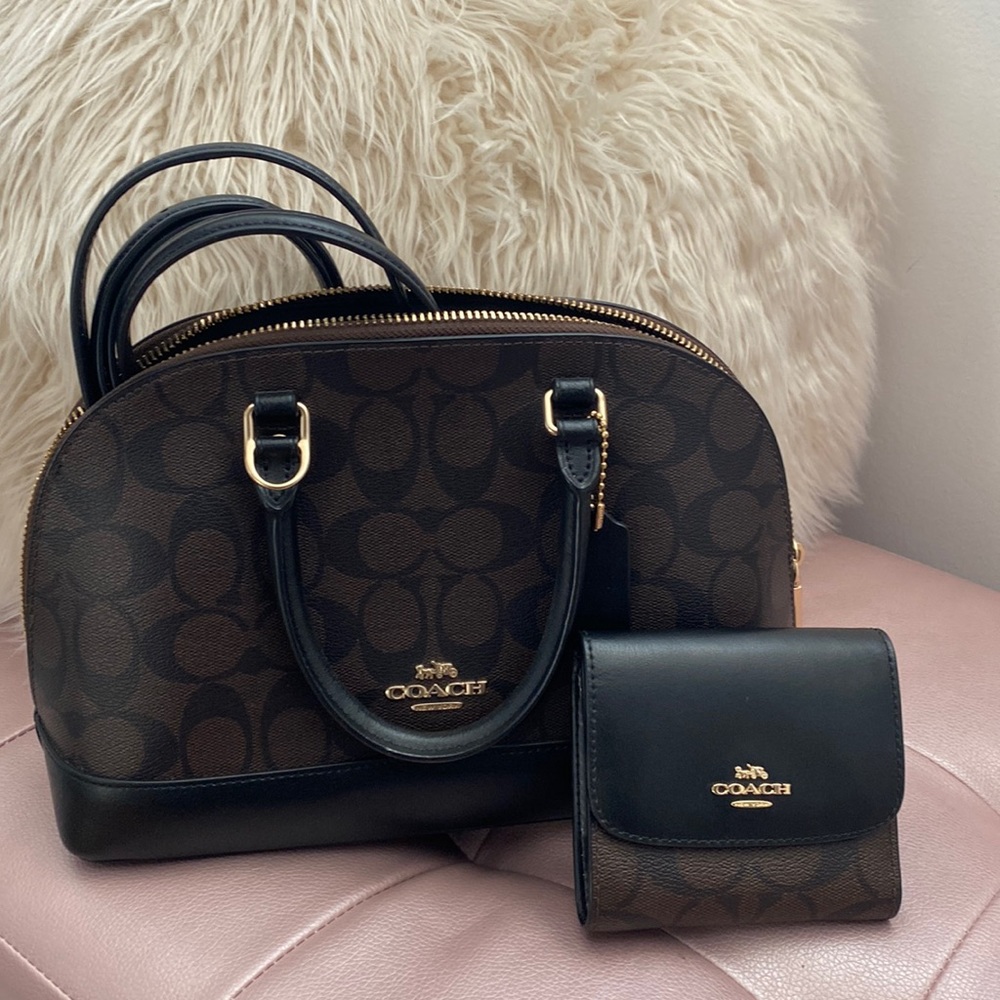 Coach mini Sierra with matching wallet
